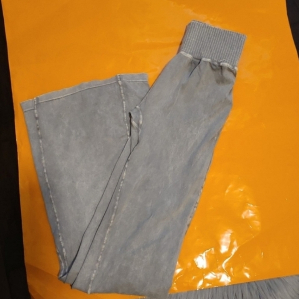 Nwot! free people movement good karma hi-rise flare legging